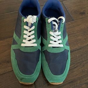 Green/blue sneakers